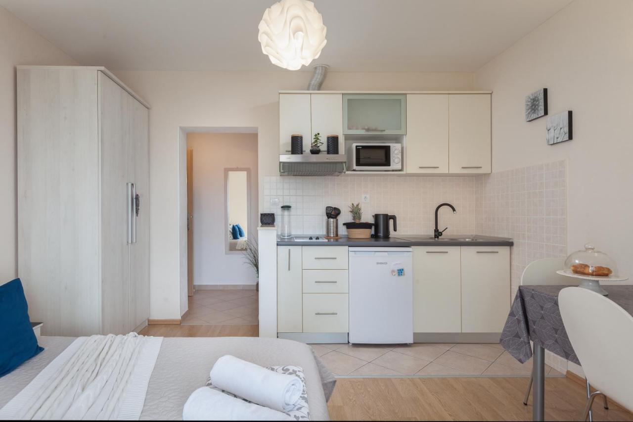 Sea View Ela Apartments Podgora Eksteriør bilde